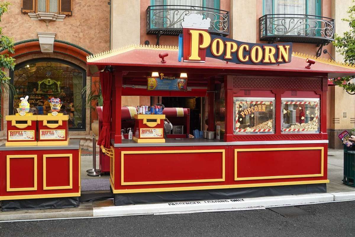 Minion Popcorn Stand