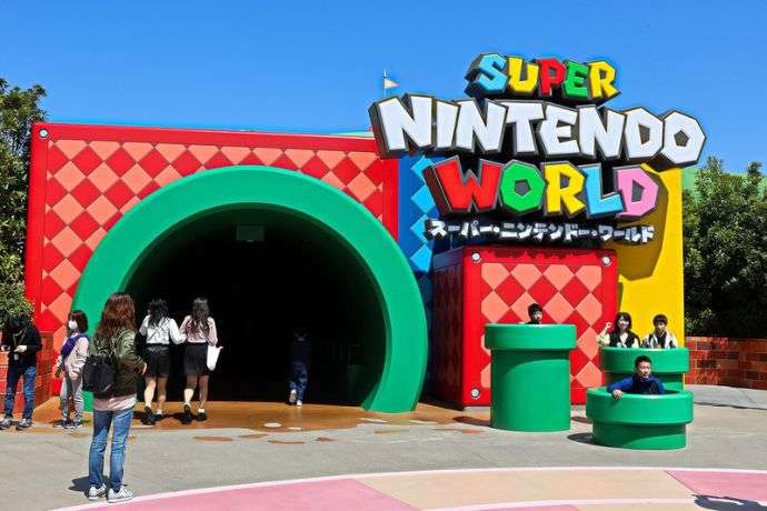 Warp Pipe Entrance to Super Nintendo World