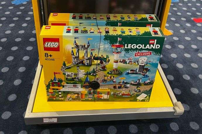 Exclusive Lego from the Gift Shop