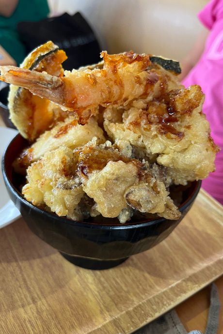 Ten-don (tempura donburi, deep fried food on rice) is a staple in the Michi no Eki restaurants