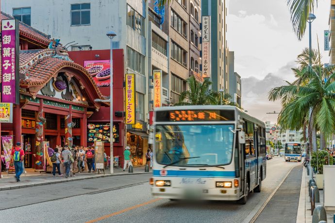 A bus in Naha - An alternative to renting a car in Okinawa