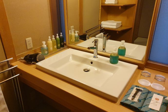 Example of bathroom amenities at a ryokan