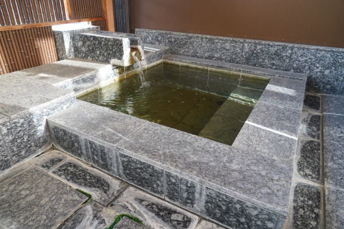 Onsen bath on a balcony at Kai Matsumoto